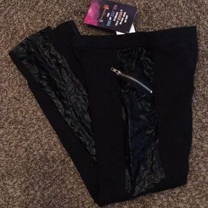 🌸New Girls Striped Quilted Leggings🌸